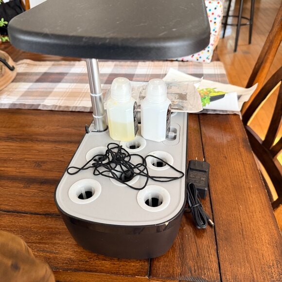 Indoor Garden Hydroponics Growing System - Picture 2 of 2